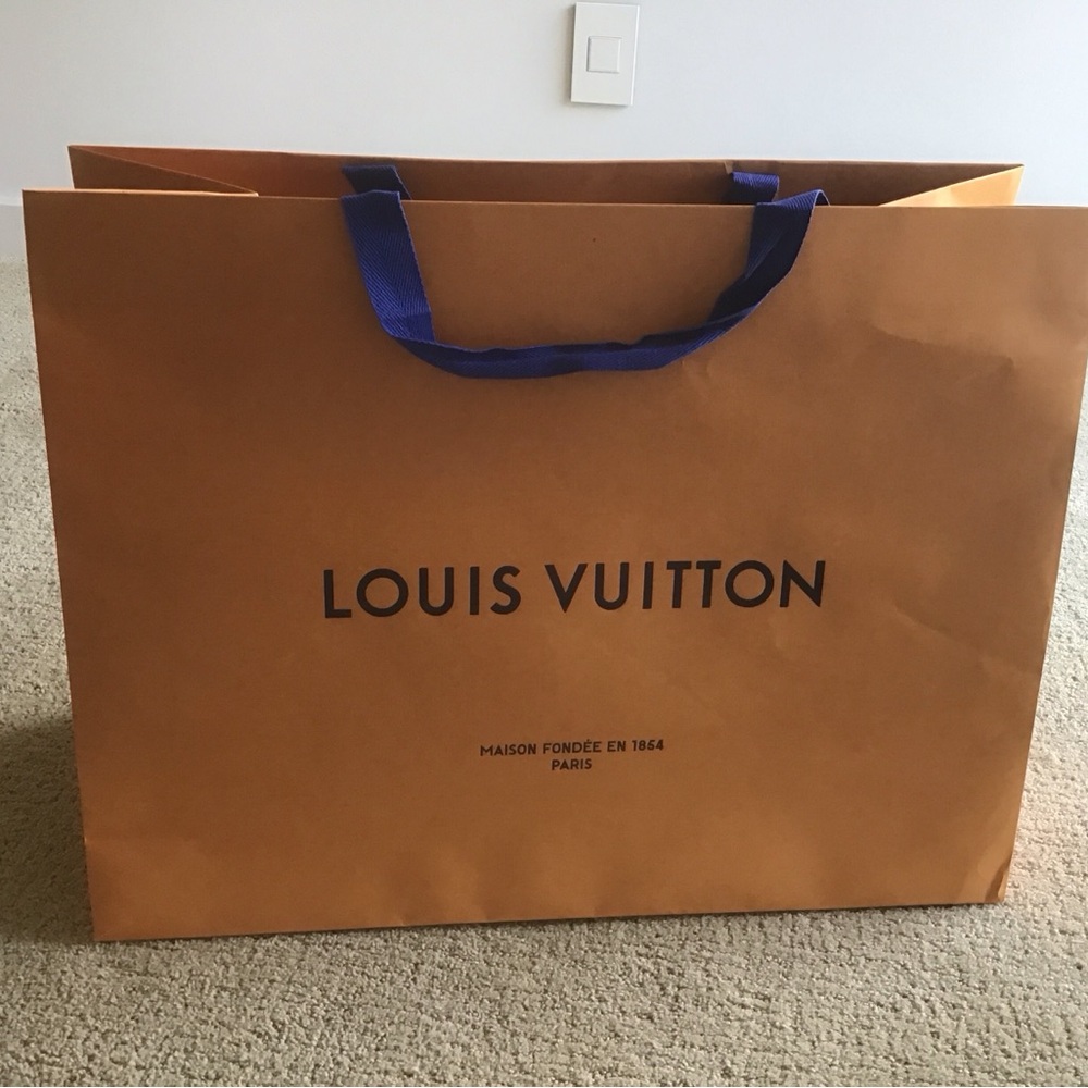 Authentic Louis‎ Vuitton Golden Paper Shopping Bag Sac Purse Large 23 x 18